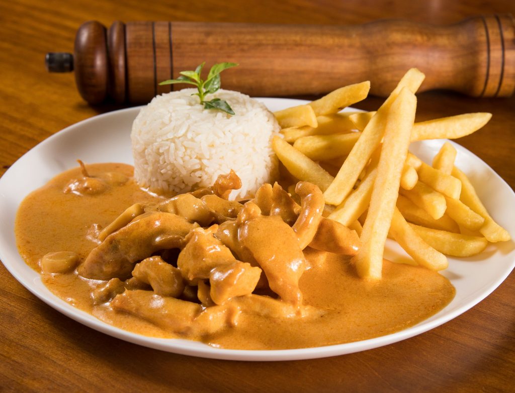 Strogonoff de Frango Cremoso