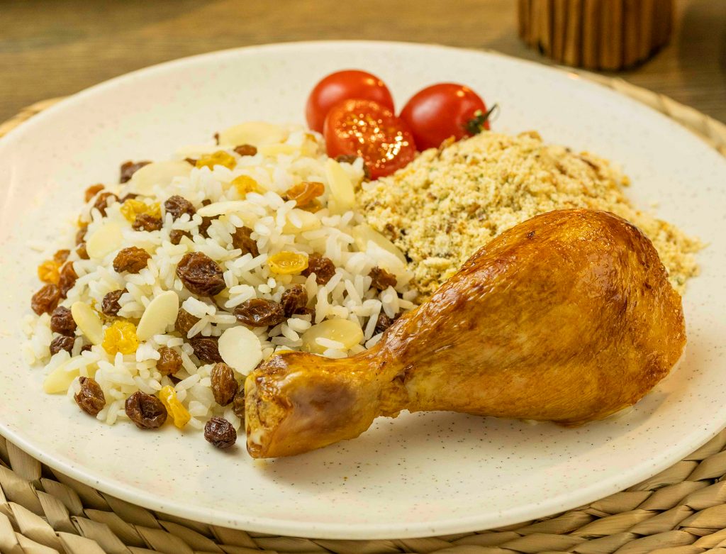 Ave Millenium Ad´oro Assada com Arroz de Natal com Passas: A Combinação Perfeita para sua Ceia