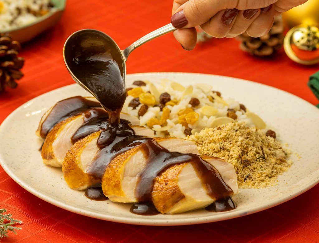 Ave Millenium Ad´oro Assada com Molho Madeira: A Combinação Clássica para sua Ceia de Natal