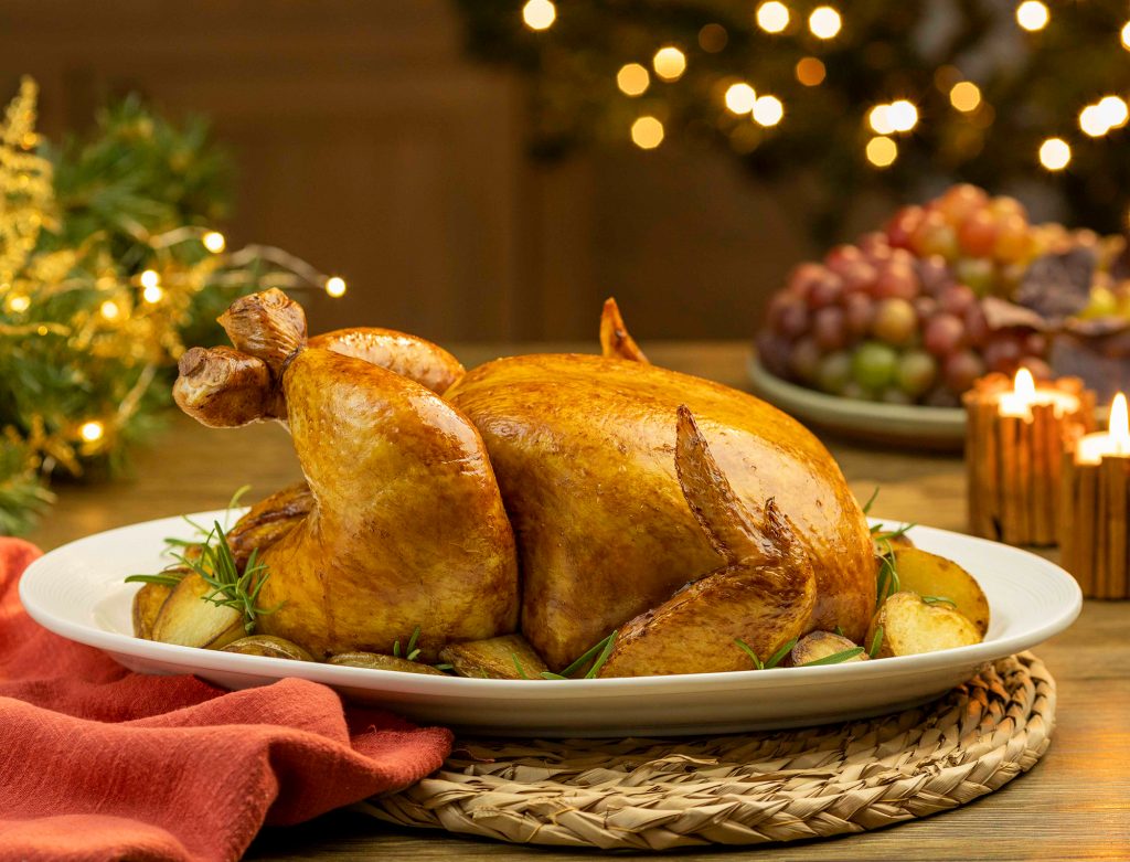 Ave Millenium Ad'oro Assada com Batatas Gratinadas: A Estrela da Sua Ceia de Natal