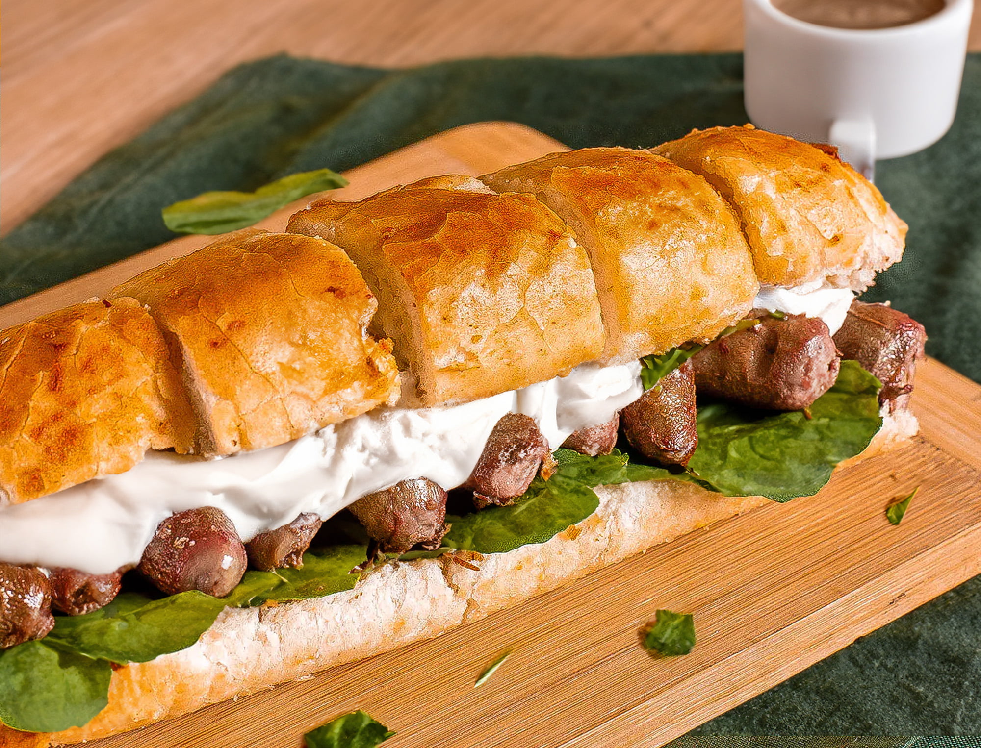 blog_mar__0000_Texto 13 – Pão de Alho Recheado com Coração de Frango Ad_oro_ Uma Delícia para Churrascos