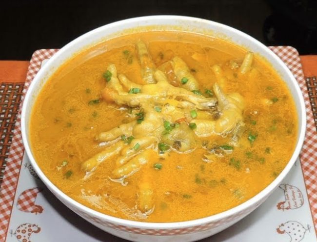 blog_mar__0001_texto 4 – Creme de mandioca com Pé de Galinha Ad_oro_ Uma Iguaria Tradicional com Toque Gourmet