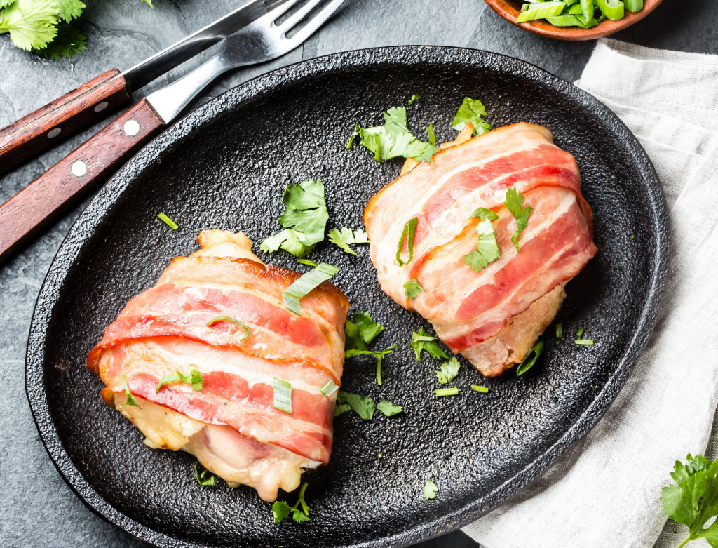 Petisco de Sobrecoxa Ad'oro com Bacon na Airfryer: O Aperitivo Perfeito para Reuniões em Família