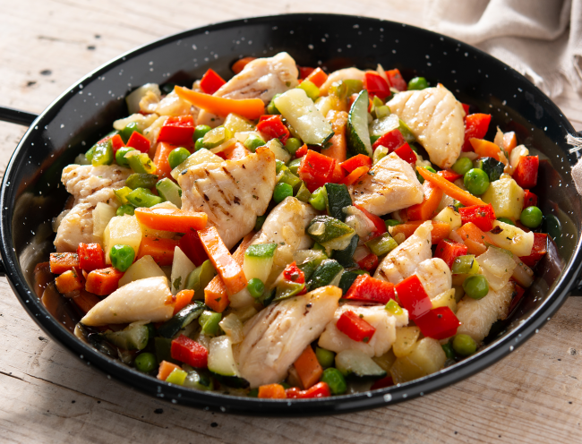 blog_setembro__0011_Texto-1—Frango-Ad’oro-com-Legumes-na-Airfryer_-Uma-Opção-Rápida-e-Saudável-para-Refeições-em-Famíl