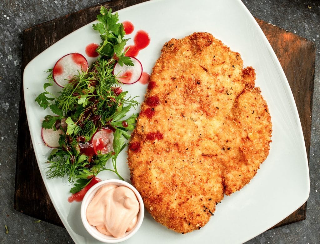 Filé de Frango Ad'oro Empanado com Maionese: Crocância e Sabor em uma Receita Fácil e Prática