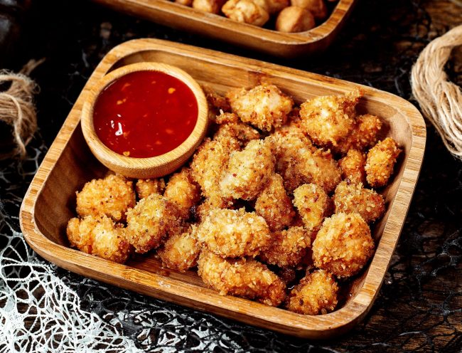 blog__0001_texto 6 – Pipoca de Frango Ad’oro_ Um Lanche Crocante e Perfeito para as Férias das Crianças