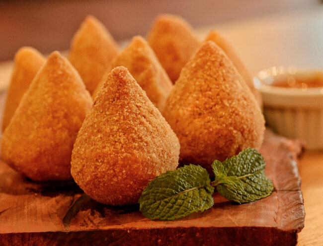 blog__0001_texto 15 – Mini Coxinhas de Frango Ad’oro para Festa