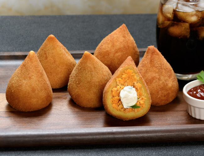 blog__0002_texto 14 – Coxinha de Frango Ad’oro Cremosa com Requeijão