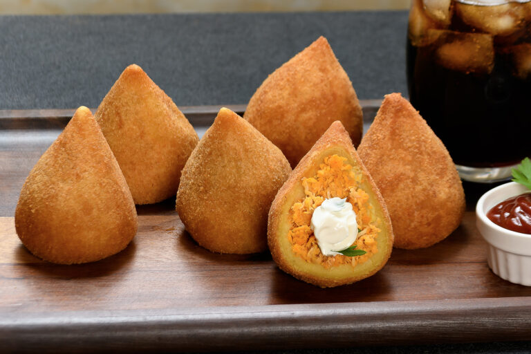 blog__0002_texto 14 – Coxinha de Frango Ad’oro Cremosa com Requeijão
