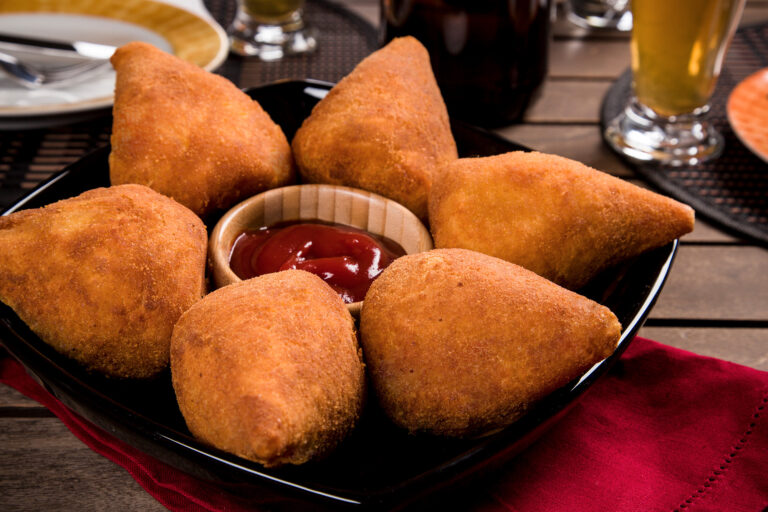 blog__0003_texto 13 – Coxinha de Frango Ad’oro Tradicional